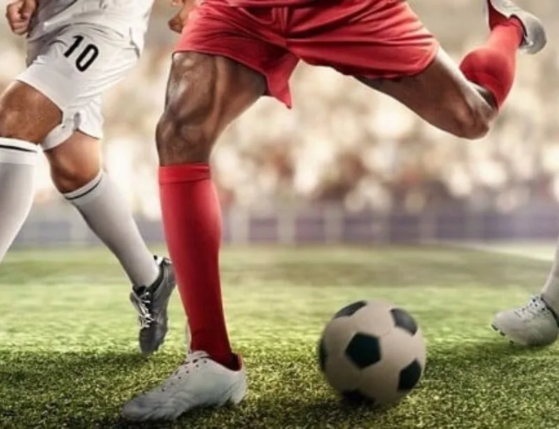 Tấn công phối hợp đòi hỏi sự ăn ý giữa các cầu thủ