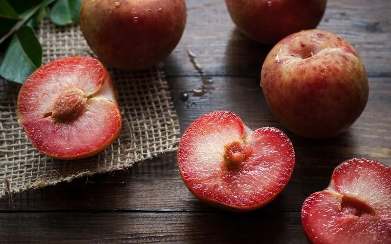 Lưu ý khi ăn mận Bắc để giảm cân