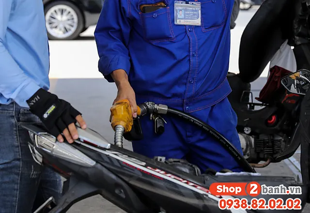 Xe máy chạy yếu nguyên nhân và cách khắc phục - 4