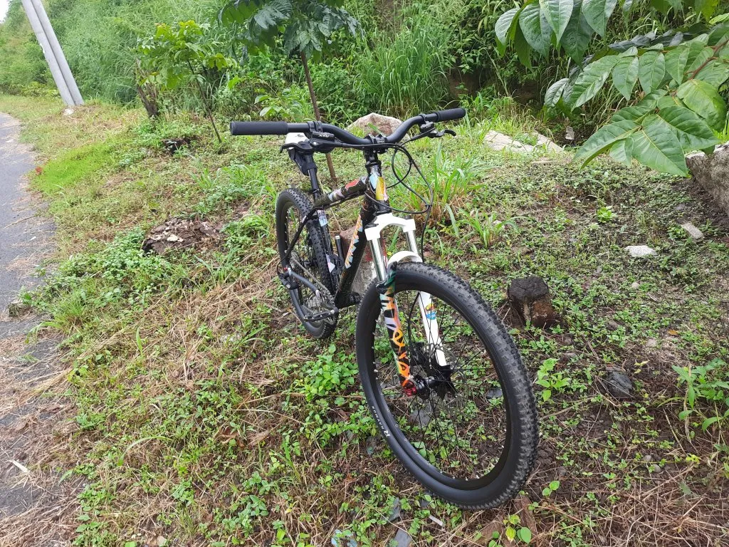 Ghi đông MTB rise 50mm, chiều dài 740mm phù hợp người cao 1m60-1m70