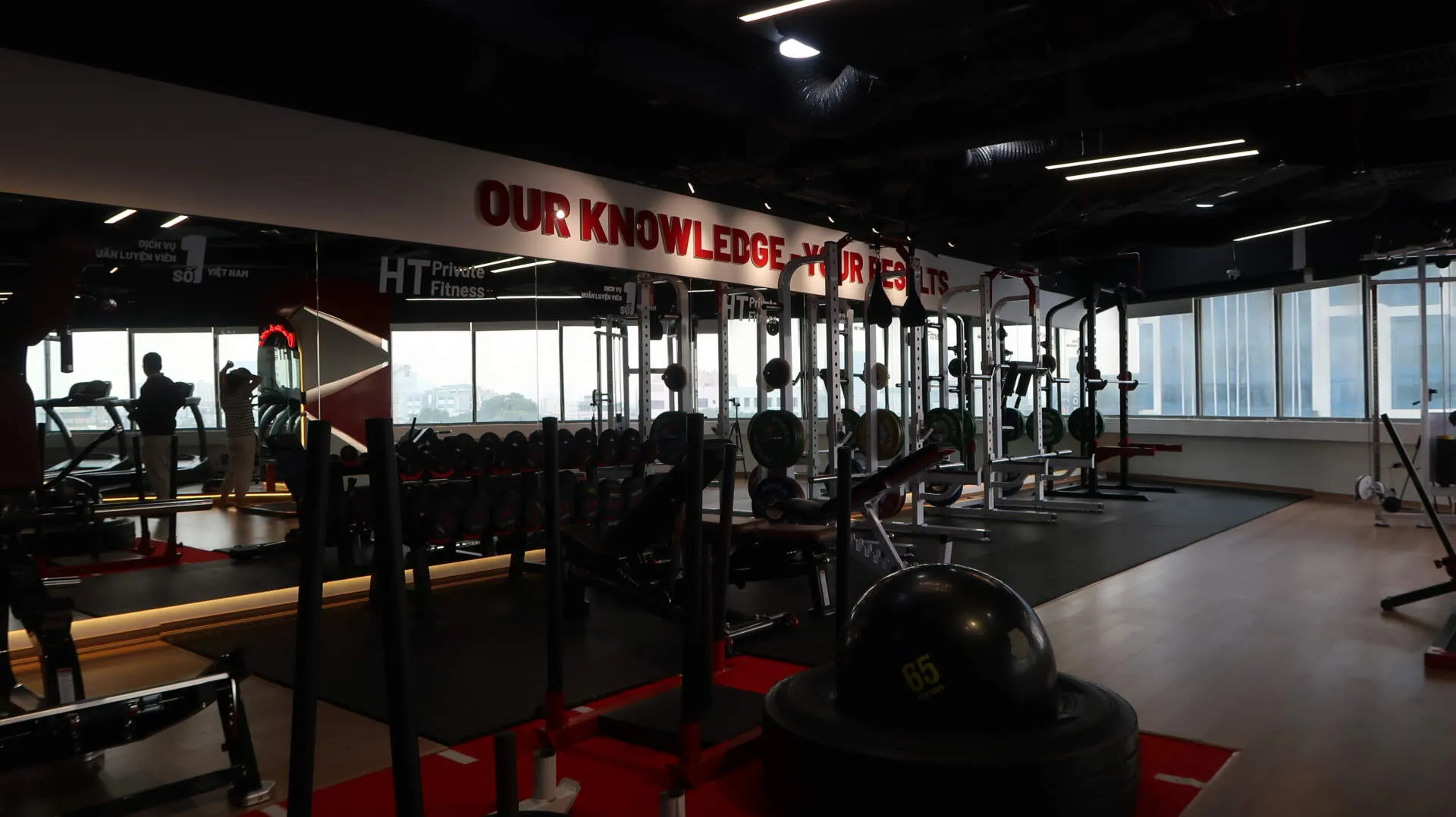 HT Active Fitness Thái Hà với trang thiết bị hiện đại