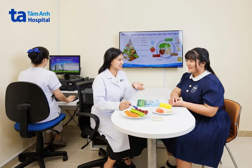 bữa sáng ăn bao nhiêu calo để giảm cân