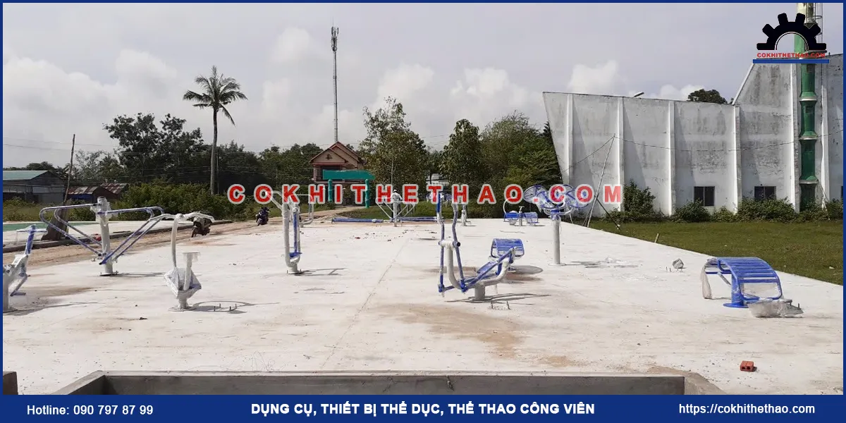 Công trình dụng cụ thể thao công viên
