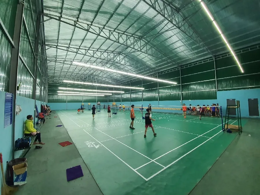 Sân cầu lông Hưng Ngân