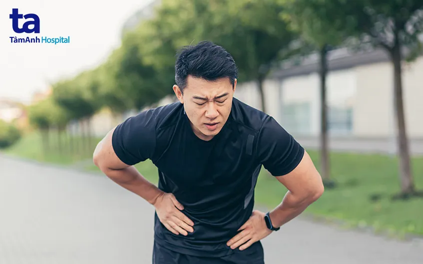 đau thắt đột ngột vùng hông
