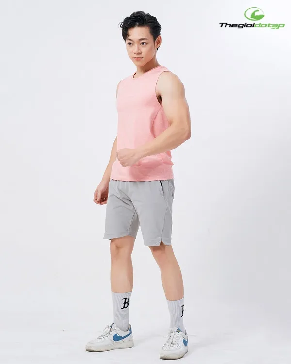 Đồ thể thao chính hãng được sản xuất từ nguyên liệu cao cấp nên an toàn cho sức khỏe