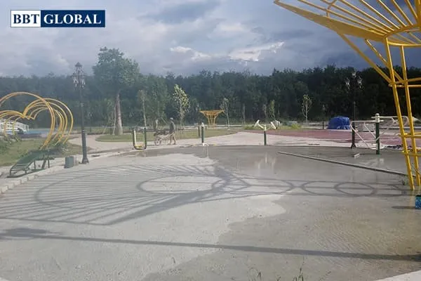 Dụng cụ thể thao tại khu vui chơi công cộng