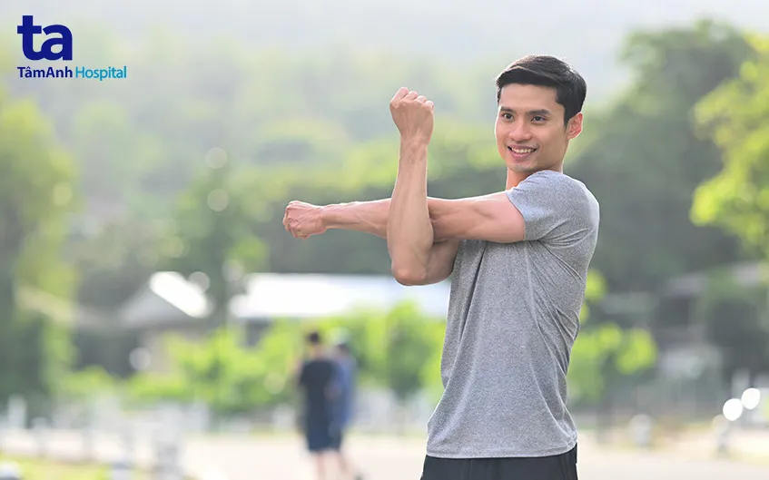 khởi động trước khi chạy