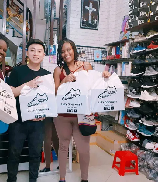 Hình ảnh khách hàng tại NeverStopShop | Shop giày sneakers thể thao HCM