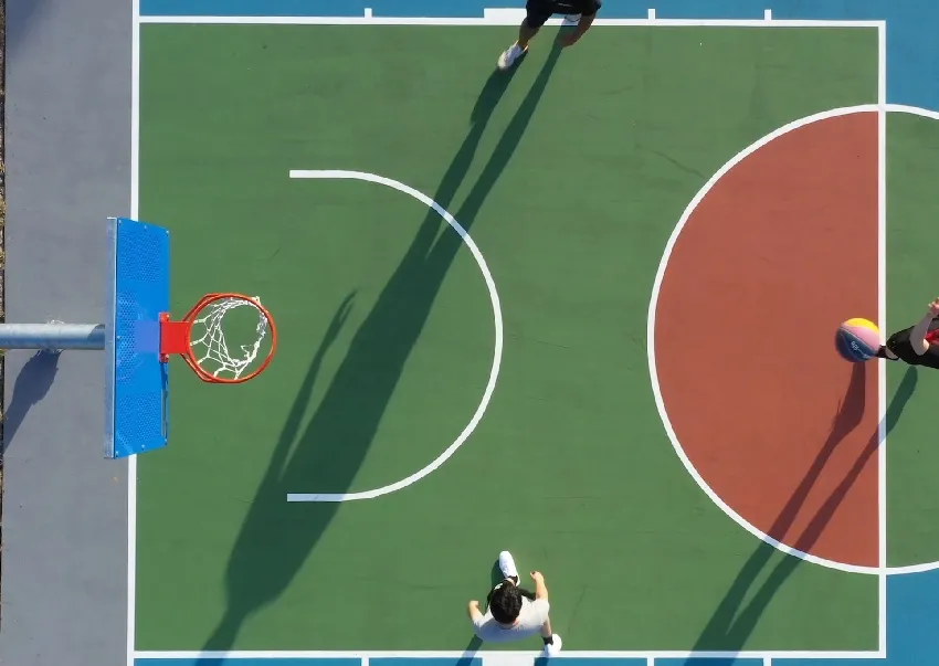 Nửa vòng tròn ném phạt