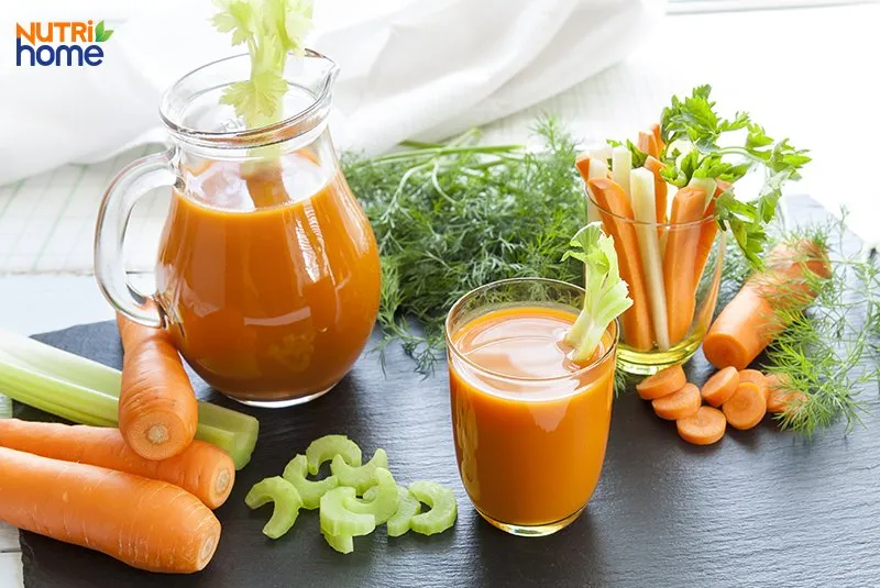 Nước ép cần tây và cà rốt