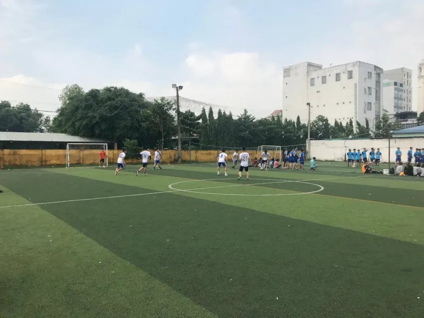 Không gian rộng rãi, phù hợp nhiều đội cùng lúc