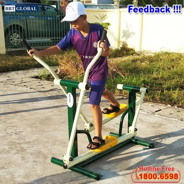 Thiết bị thể thao công cộng tại nhà văn hóa xã