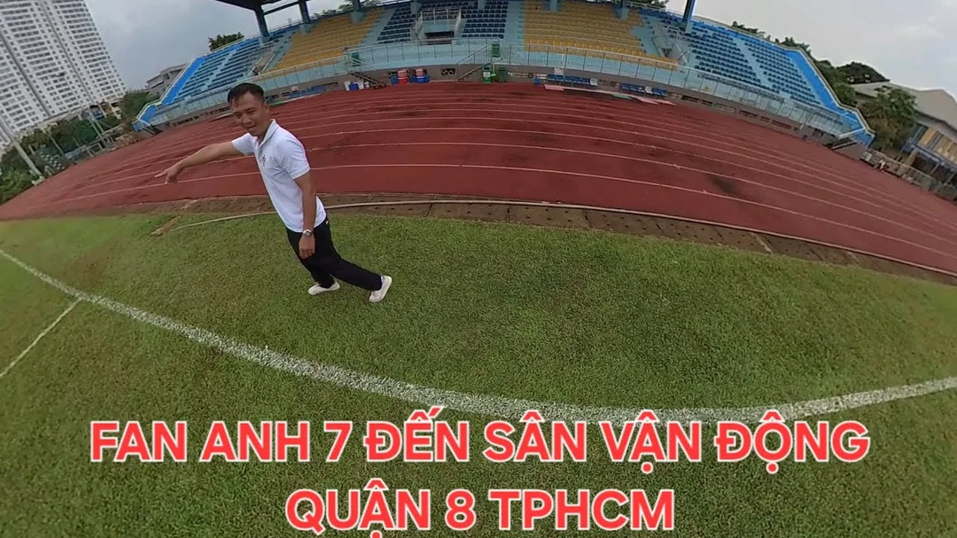 Sân vận động quận 8 và câu hỏi thường gặp khi đi sân sân vận động quận 8 qua hình ảnh minh họa từ video bóng đá